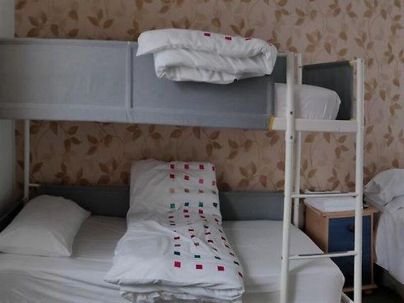 The Highfield Private Hotel Blackpool Bagian luar foto